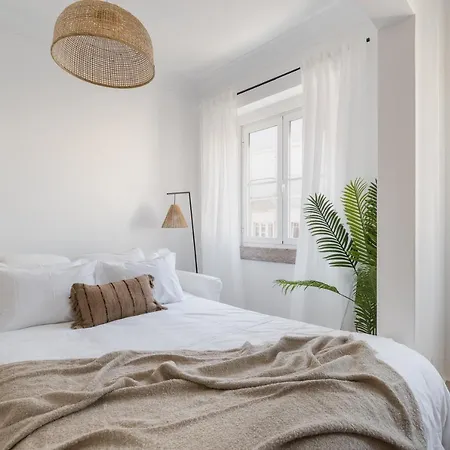 Casa Boma - Charming And Spacious - Campolide Ii Apartment Lisbon