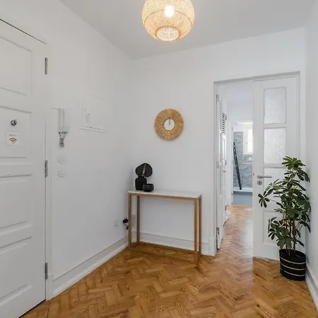 Casa Boma - Charming And Spacious - Campolide Ii